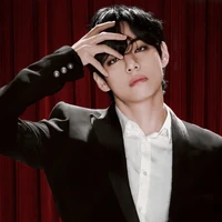 Kim Taehyung ( Tae )
