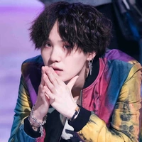 Min Yoongi (Suga)