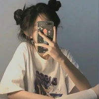 Hàn Tuyết Hân(Em gái)