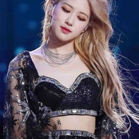 Rosé( chị Hyeongseop)