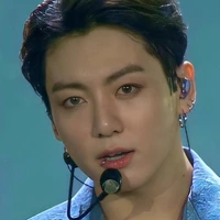 Jeon Jungkook - Hắn