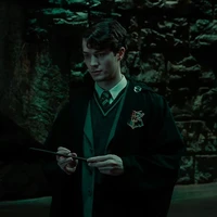 tom riddle