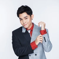 Jun Phạm
