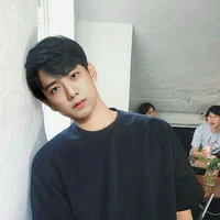 KIM JISOOO