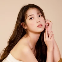 IU