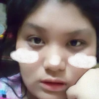 con bé ất ơ của mấy ông chú