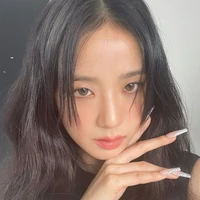 Jisoo (chị)