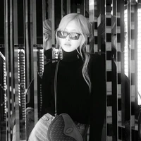 Rosé (cô)