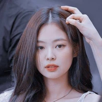 Kim Jennie (Jen)