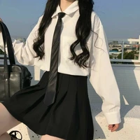 tôi-Nguyệt Mộc