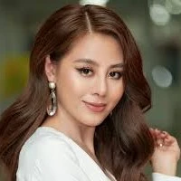 cô chủ nhiệm