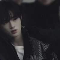 Á Hiên