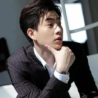 Off Jumppol (sư tử)