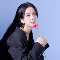 Kim Jisoo ( Y )