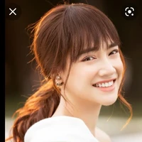 Nhã Phương (mẹ Huy)