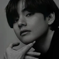 Kim Taehyung - Hắn