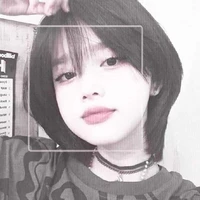 Kim Linh  Nguyệt