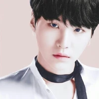 Suga (ae sinh đôi của yoongi)