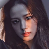 Kim Jisoo(cô)