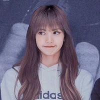 Lalisa Manoban(Y)