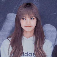 Lalisa Manoban(Y)