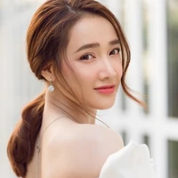 Nhã Phương( mẹ Ngọc)