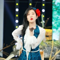 Thúy Ngân (bạn thân Ngọc)