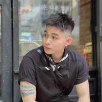 Jun Phạm (bạn thân Huy)