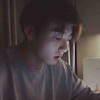 Jeon JungKook ( bạn thân Taehyung )