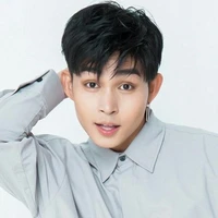 Jun Phạm (ny ngân)