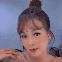 sam(em gái Huy)