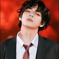 Kim Taehyung-24 tuổi