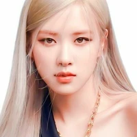 Chaeyoung-Chị Y