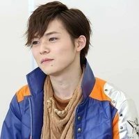 Stinger_Thiên Yết Cam