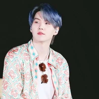 MIN YOONGI (SUGA)