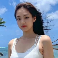 KIM JENNIE
