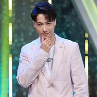 Phi (bạn Nam)