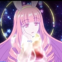 Nữ thần của tình yêu và sắc đẹp/ tên ???