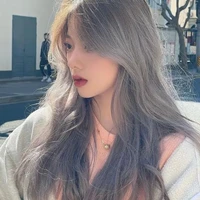 Ánh (mẹ nữ chính)