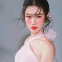 Thúy Ngân.