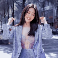 Ngân (bạn thân Ngọc)