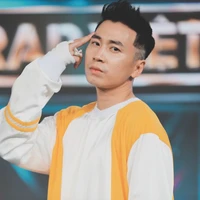 Karik ( Thanh Mai Trúc Mã của Ngọc)