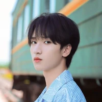 Nam Cung Hoàng Đạt-Anh2 nữ8