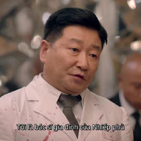 Bác sĩ Triệu