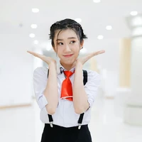 Thúy Ngân(bạn thân Ngọc)