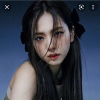 Buyn Jisoo : chị của Baek