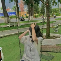 Nguyễn Ngọc Thùy Linh(chị n9)