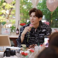 Mew Suppasit