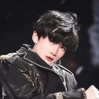 Dư Vũ Hàm(anh)