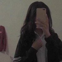 Hoàng Nhật Chi [ nu9 ]